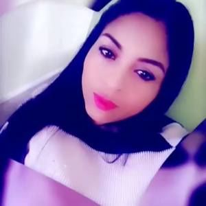 Meet your Posher, Yessi